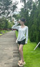 冶芷藍色V領(lǐng)條紋防曬長(cháng)袖t恤女秋季韓系松弛慵懶感寬松罩衫上衣 氣質(zhì)條紋v領(lǐng)上衣藍色 M 曬單實(shí)拍圖