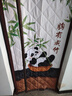 愛(ài)羅蘭冬季保暖棉門(mén)簾加厚家用保溫擋風(fēng)隔斷簾防寒磁吸廚房防風(fēng)免打孔 側開(kāi)款【雙面可用-節能省電】竹子熊貓+收納 寬85x高200 曬單實(shí)拍圖