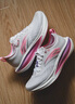 安踏馬力2丨氮科技全掌碳板跑步鞋子男專(zhuān)業(yè)馬拉松訓練鞋緩震運動(dòng)鞋 雪花白/熒光蓮粉/葡萄紫252-1 43 （男9.5） 曬單實(shí)拍圖