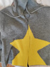 Basic House/百家好撞色星星連帽毛衣冬季洋氣綿羊毛短款開(kāi)衫外套 淺灰 M 曬單實(shí)拍圖