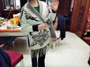 恒源祥秋冬新品斗篷披風(fēng)外套提花流蘇針織開(kāi)衫雙面配旗袍蝙蝠袖披肩 純色灰色 曬單實(shí)拍圖