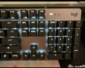 羅技（Logitech）K845 機(jī)械鍵盤 有線鍵盤 游戲辦公鍵盤 104鍵 全尺寸 單光 黑色 TTC軸 茶軸 曬單實(shí)拍圖
