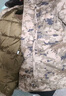 新款荒漠迷彩大衣防刮耐磨戶(hù)外原廠(chǎng)冬季水墨防寒服可拆卸內膽帽子 新款荒漠大衣【內膽+帽子】 XL 175/84-88 曬單實(shí)拍圖
