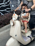 雅迪（yadea）電動(dòng)車(chē)摩登光芒兒童座椅前置通配型寶寶椅安全避震電瓶車(chē)兒童座椅包圍款-米白色 曬單實(shí)拍圖