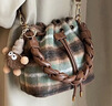 chongsukei小&ck感復古毛呢格子包包女新款質(zhì)感手提水桶百搭單肩斜挎包 棕色 沒(méi)掛件 曬單實(shí)拍圖