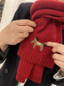 恒源祥圍巾女羊毛2025秋冬新款刺繡圍脖百搭韓版情侶氛圍感送女友生日禮 新年紅 曬單實(shí)拍圖