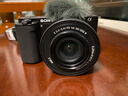 索尼（SONY）ZV-E10 微單數碼相機 4K視頻 vlog 直播相機 zv-e10 創(chuàng  )意濾鏡 E10K 黑 套機 官方標配【相機套+快拆腕帶+品牌電池+座充】 曬單實(shí)拍圖