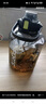 SZTAA水杯大容量耐高溫噸頓桶噸頓杯男女戶(hù)外運動(dòng)健身水壺塑料杯飲水壺 暮冬黑-可背可提-加厚款1.8L 曬單實(shí)拍圖
