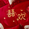 恩興秋冬高檔結婚四件套中式刺繡新婚床上用品高級感婚房陪嫁紅色床單 心愛(ài)-紅-親膚水洗棉 精品刺繡 1.8m床單款四件套-被套200*230cm 曬單實(shí)拍圖