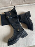 卓詩(shī)尼2026秋季新款高筒騎士靴女英倫風(fēng)皮帶扣顯瘦廢土風(fēng)一鞋兩穿 黑色【常規四季款】 38 曬單實(shí)拍圖