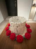 韞舜工成品玫瑰花束杯墊毛線(xiàn)鉤織手捧花創(chuàng  )意禮物編織花朵實(shí)用女生禮物 針織玫瑰花束成品【紅玫瑰+小花籃】 曬單實(shí)拍圖