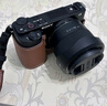 索尼（SONY）ZV-E10K APS-C半畫(huà)微單 爆款 vlog直播4K視頻側翻式液晶屏ZV-E10/ZV-E10L/ZV-E10K 【政府補貼】 黑色K套機【皮套+64G+電池+充電器+腕帶】 曬單實(shí)拍圖