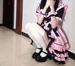日系貓咪少女黑粉女仆裝cosplay服二次元Lolita大碼連衣裙 黑粉套裝(連衣裙+圍裙+頭飾+貓耳 S(建議70-95斤) 曬單實(shí)拍圖