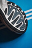 adidas 閃回鞋 RESPONSE CL貼合老爹鞋男女阿迪達斯官方三葉草   淺灰色/深灰色   42 曬單實(shí)拍圖