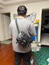 CavlslKcat斜挎包男士機能潮牌工裝單肩包多功能通勤機車(chē)騎行郵差包背包男包 黑色 可放入11寸平板電腦 33*9*22CM 曬單實(shí)拍圖