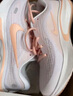 耐克女子緩震專(zhuān)業(yè)跑步鞋冬季公路反光NIKE JOURNEY RUN FJ7765 114白/水洗珊瑚紅 39 曬單實(shí)拍圖