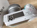索尼（SONY）ZV-E10II E10二代 APS-C畫(huà)幅微單相機 創(chuàng  )意外觀(guān)濾鏡 精準對焦 小巧輕便ZV-E10M2 白色套機【贈128G卡+皮套+單肩包+座充+屏?！?官方標配 曬單實(shí)拍圖