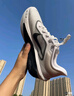 耐克男子輕便專(zhuān)業(yè)跑步鞋冬季公路競速碳板NIKE ZOOM FLY 6 FN8454 100白/黑/煙灰/金屬銀 43 曬單實(shí)拍圖