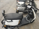 思帝諾【官方直營】2025新款72V高速長續(xù)航電動摩托車無鑰匙一鍵啟動智能前后雙碟剎電摩電動車 星耀白-1200W高速電機-前碟后鼓 60V26A黑金石墨烯(5塊大電池) 曬單實拍圖