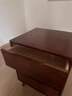 全實(shí)木三抽床頭柜簡(jiǎn)約現代橡木原木收納柜北歐臥室儲物柜斗柜整裝 胡桃色三抽屜【實(shí)木材質(zhì)】清倉優(yōu)惠 曬單實(shí)拍圖
