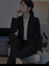 小西裝女春秋冬季長袖職業(yè)裝套裝商務(wù)正裝面試上班教師銷售工作服 黑色女【單件西裝外套】 2XL 碼【約115-124斤穿】 曬單實(shí)拍圖