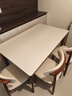 晨巢餐桌 中古風(fēng)全實(shí)木巖板餐桌椅組合家用小戶(hù)型長(cháng)方形客廳簡(jiǎn)約飯桌 胡桃色-啞光純白巖板+軟包羊角椅 1.3m 一桌四椅 曬單實(shí)拍圖