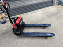 合力電動(dòng)叉車(chē)2噸帶電子秤電動(dòng)地牛托盤(pán)電動(dòng)搬運車(chē)液壓拖車(chē)叉車(chē) 合力1.5噸外寬685mm（24v20ah） 曬單實(shí)拍圖