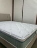 喜臨門(mén)真皮藝雙人大床主次臥室現代簡(jiǎn)約軟靠包尼亞pro[床架] 云霧米+白騎士plus床墊-軟硬適中-7天發(fā)貨 1.8*2米 曬單實(shí)拍圖