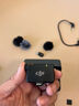 大疆 DJI Mic Mini 發(fā)射器（碳素黑）迷你無(wú)線降噪紐扣式領(lǐng)夾麥克風(fēng)采訪直播vlog收音麥 曬單實(shí)拍圖