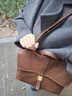 Songmont【蔣奇明同款】山下有松山行隨游雙肩包無(wú)性別通勤斜挎公文包 檀棕色 現貨 曬單實(shí)拍圖