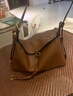 DISSONA【AW25新品】迪桑娜軟皮腋下包hobo女包單肩斜挎包 棕色-中號 曬單實(shí)拍圖