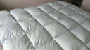 Lady Laura富安娜出品羽絲絨被95鵝毛絨被冬被加厚保暖鴨絲絨被春秋被子單雙 艾綠灰 200*230cm  8斤 冬被 曬單實(shí)拍圖