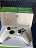微軟（Microsoft）Xbox無(wú)線(xiàn)游戲手柄 無(wú)線(xiàn)控制器 冰雪白 藍牙適配Xbox/PC/平板/手機 Steam促銷(xiāo)黑神話(huà)悟空 絲之歌 曬單實(shí)拍圖