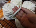 恒源祥柔軟粗毛線(xiàn)手工diy編織圍巾毛線(xiàn)團鉤針勾拖鞋男女自織材料 乳白色 01乳白 曬單實(shí)拍圖