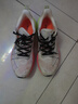 特步【磨王上道】?jì)汕Ч锶信懿叫\動(dòng)鞋輕便減震耐磨跑鞋體測 曬單實(shí)拍圖