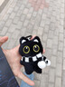 黑貓玩偶毛絨公仔掛件ins可愛(ài)貓咪包包掛飾情侶禮物送女朋友禮物 黑白圍巾+黑貓【升級雙扣掛繩】 會(huì )吱吱叫【10厘米左右】 曬單實(shí)拍圖