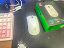 雷蛇（Razer）毒蝰V3pro專(zhuān)業(yè)版無(wú)線(xiàn)鼠標 8K 電競游戲輕量化鼠標 類(lèi)膚材質(zhì)  cs2 無(wú)畏契約 白 曬單實(shí)拍圖
