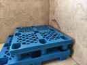塑料托盤(pán)叉車(chē)倉庫物流墊板防潮卡板貨物棧板貨架墊倉拖盤(pán)地堆托板 100*80*14cm超厚【新料4.3公斤】 曬單實(shí)拍圖
