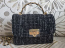 CHARLES&KEITH25秋季新品菱格鏈條手提斜挎包小方包包女包生日禮物CK2-50701608 Black Tweed黑色/白色 S 曬單實(shí)拍圖