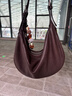 裘真【明星同款】植鞣羊皮月牙hobo包通勤單肩腋下包包女 咖啡色（偏深）小號 小包/大包 曬單實(shí)拍圖