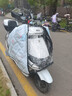 KDANG電動(dòng)車(chē)擋風(fēng)被冬天防風(fēng)防雨水加厚保暖棉被加寬絨摩托電瓶車(chē)防風(fēng)罩 曬單實(shí)拍圖