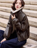 鴨鴨（YAYA）復古羽絨服2025秋冬新款毛領(lǐng)拼接時(shí)尚潮流港風(fēng)短款女裝皮衣外套ZP 咖色 S 曬單實(shí)拍圖