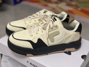 斐樂(lè )（FILA）FUSION情侶板鞋BANK DX男女鞋場(chǎng)下滑板鞋時(shí)尚休閑板鞋斐樂(lè )鞋 古白色/黑-AB【女款】 38.5 曬單實(shí)拍圖