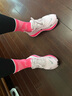 耐克超級邁柔男輕便專(zhuān)業(yè)跑步鞋春季透氣NIKE VOMERO PLUS HV8150 602泡沫粉/黑/透明粉/光束粉 38.5 曬單實(shí)拍圖