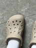 crocs卡駱馳洞洞鞋貝雅男鞋女鞋輕便耐磨一腳蹬拖鞋休閑鞋|10126 卵石色-2V3 37 /38(230mm) 曬單實(shí)拍圖