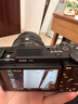 索尼（SONY）ZV-E10K APS-C半畫(huà)微單 爆款 vlog直播4K視頻側翻式液晶屏ZV-E10/ZV-E10L/ZV-E10K 【政府補貼】 黑色K套機【皮套+64G+電池+充電器+腕帶】 曬單實(shí)拍圖
