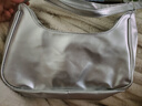貞嘻痛包學(xué)院風(fēng)小食量追星女斜挎演唱會(huì )包藏東西小型輕便百搭單肩包 銀色腋下包 曬單實(shí)拍圖