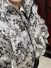 鹿王戀雪短款羽絨服女冬季2025新款爆款時(shí)尚立領(lǐng)輕國風(fēng)水墨畫(huà)印花保暖外套 丹青色 L 曬單實(shí)拍圖