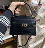 CHARLES&KEITH鱷魚(yú)紋凱莉包手提斜挎婚包包女包生日禮物CK2-50270880-1 Black黑色 S 曬單實(shí)拍圖