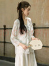 德瑪納【月白風(fēng)清】夏國(guó)風(fēng)新中式仿天絲繡花V領(lǐng)盤扣上衣橡筋腰半裙套裝 曬單實(shí)拍圖